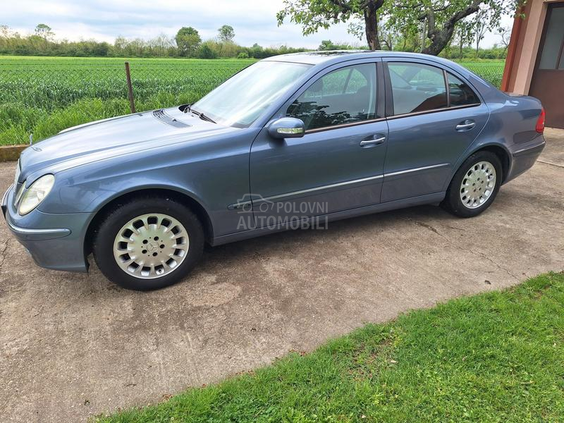 Mercedes Benz E 220 