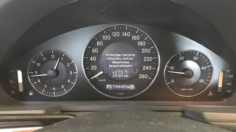Mercedes Benz E 220 