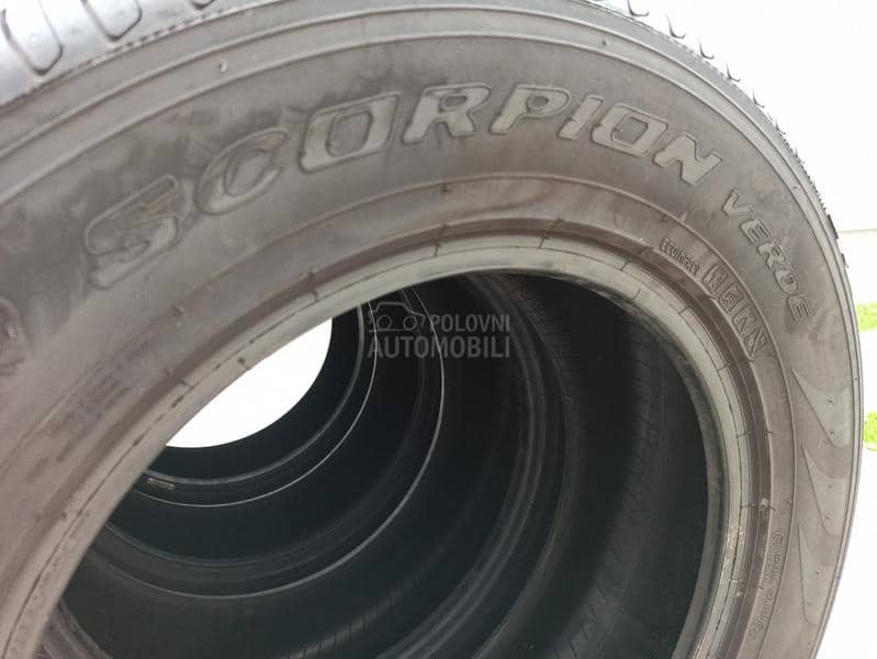 Pirelli 235/65 R17 Letnja