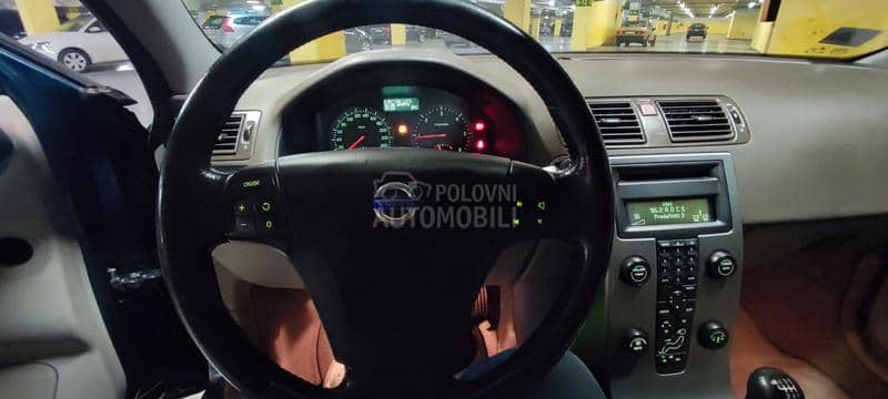 Volvo V50 2.0
