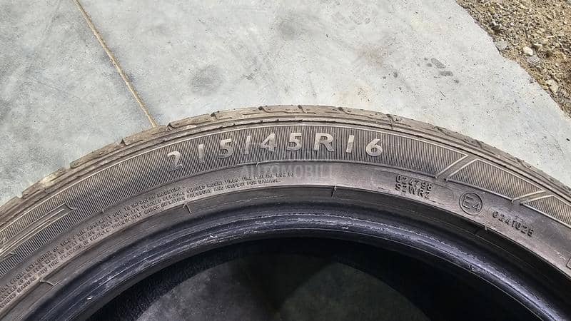 Dunlop 215/45 R16 Letnja