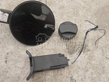 POKLOPAC REZERVOARA CEP za Opel Zafira za 2005. god.