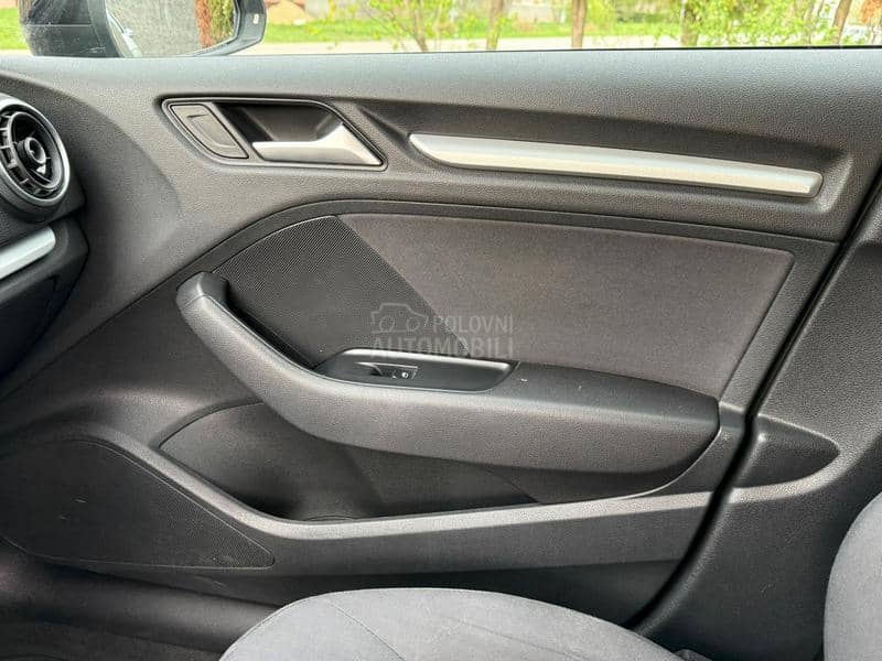 Audi A3 1.6 TDI S-tronic