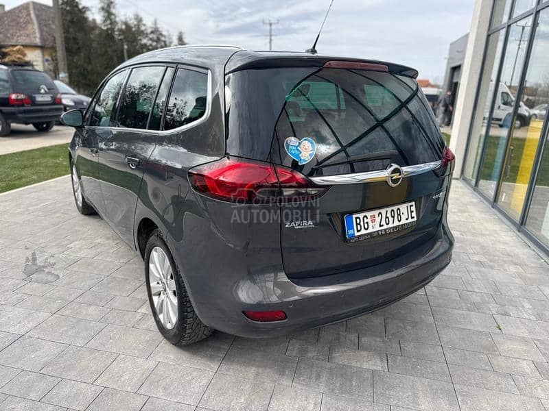 Opel Zafira 1.6 METAN ZA MOTOR