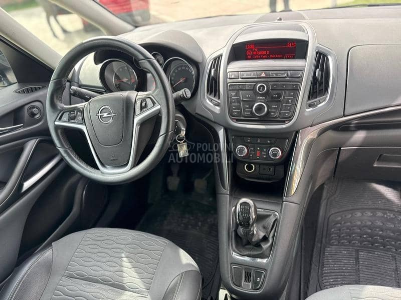 Opel Zafira 1.6 METAN ZA MOTOR