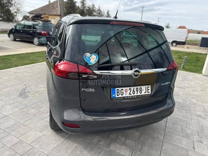 Opel Zafira 1.6 METAN ZA MOTOR