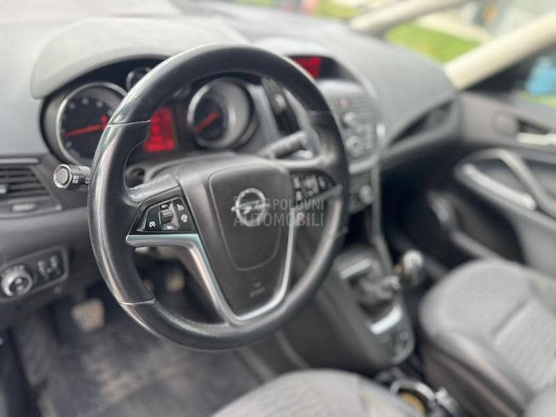 Opel Zafira 1.6 METAN ZA MOTOR