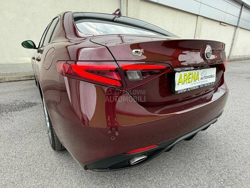 Alfa Romeo Giulia 2.0/Q4/VELOCE