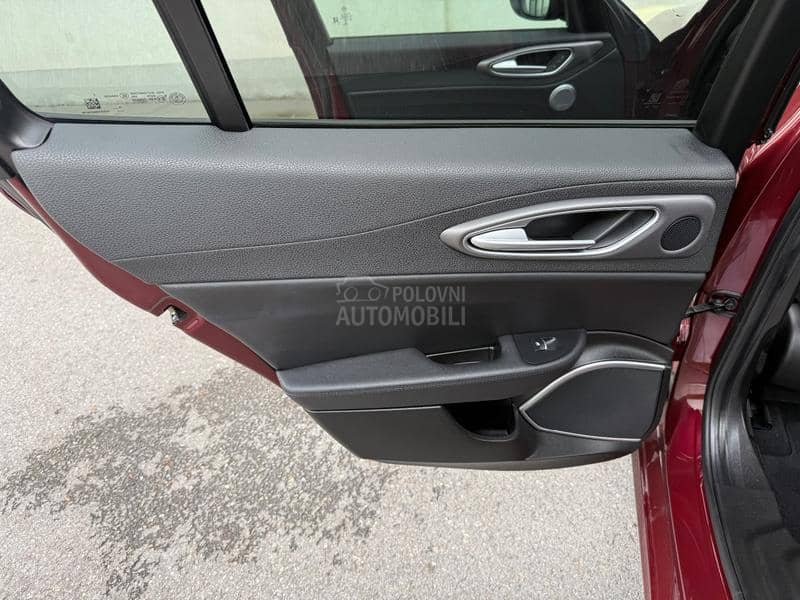 Alfa Romeo Giulia 2.0/Q4/VELOCE
