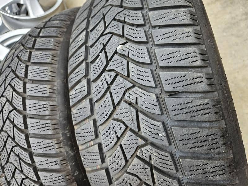 Dunlop 205/55 R16 Zimska