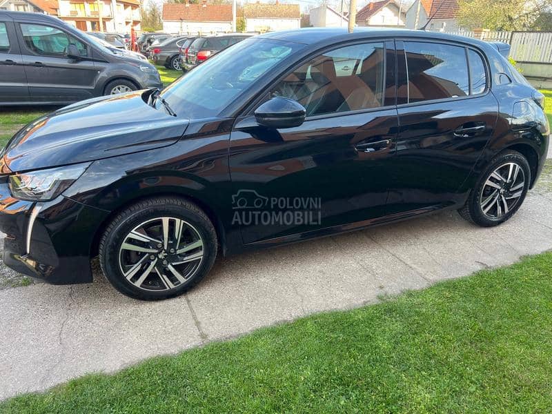 Peugeot 208 1.2Turbo