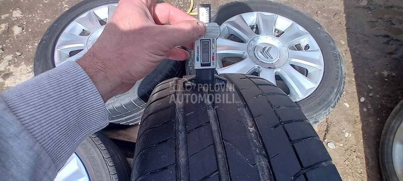 Petlas 215/55 R16 Letnja