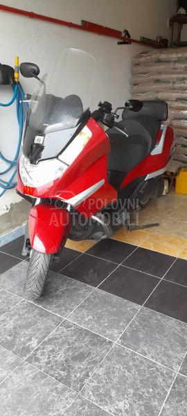 Aprilia Atlantik 500