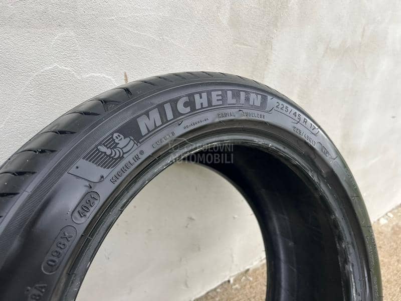 Michelin 225/45 R17 Letnja