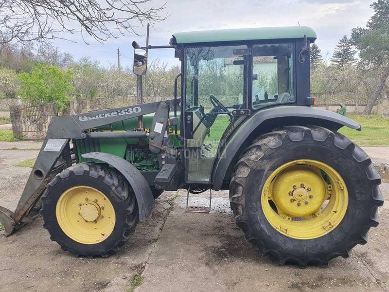 John Deere 5510