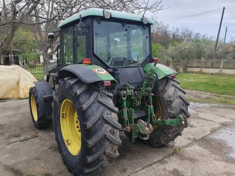 John Deere 5510