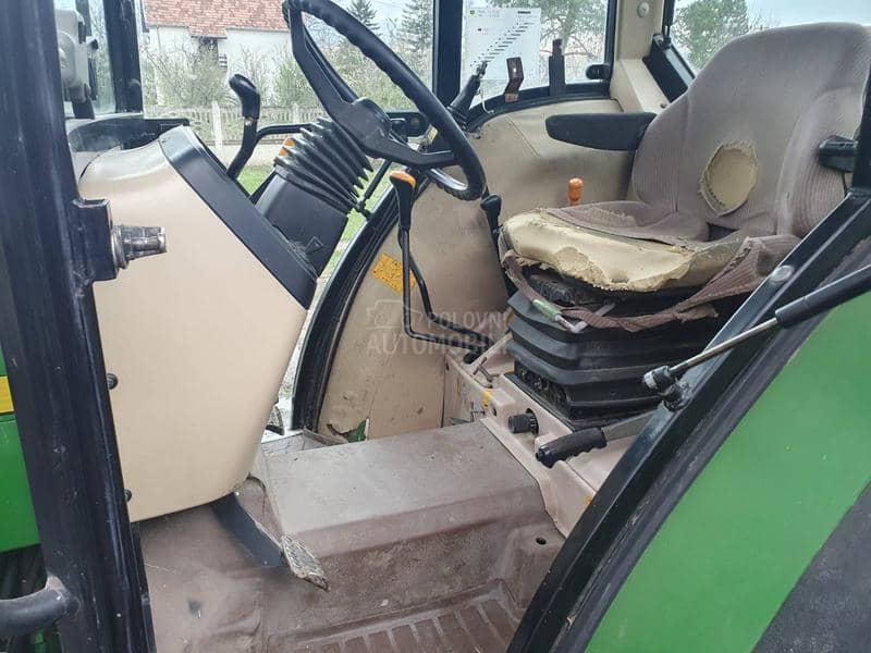 John Deere 5510