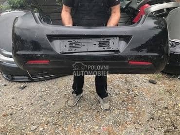 Zadnji branik Astra J hedzbek za Opel Astra J od 2010. do 2015. god.