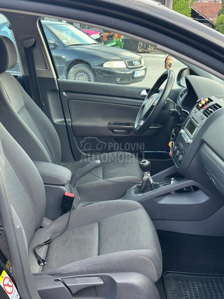 Volkswagen Golf 5 UNITED
