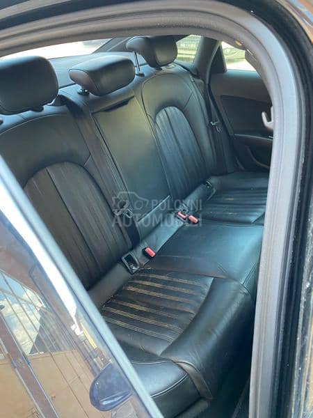 Audi A6 -  kompletan auto u delovima