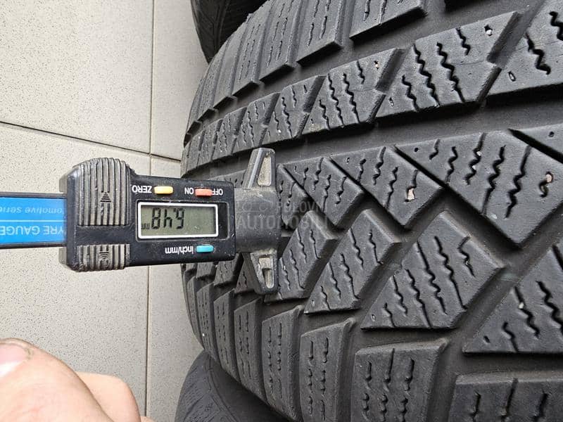 Continental 235/60 R18 Zimska