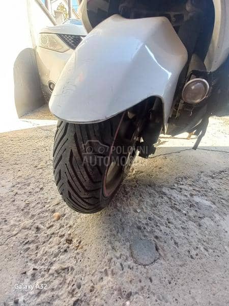 Kymco xciting 300R tek reg