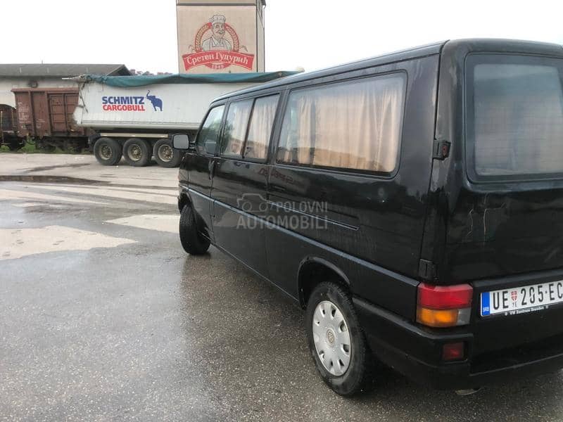Volkswagen Transporter T4 2.5 TDI