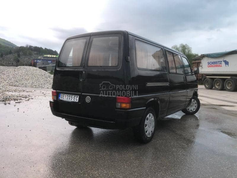 Volkswagen Transporter T4 2.5 TDI