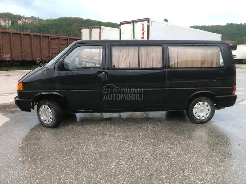 Volkswagen Transporter T4 2.5 TDI