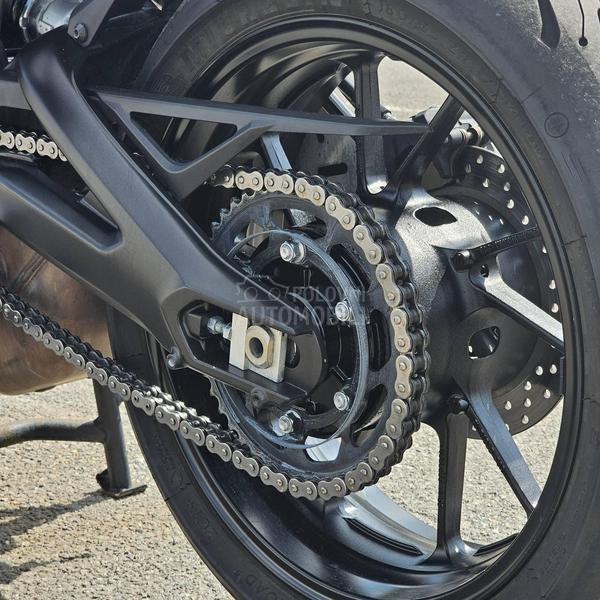 Yamaha Tracer 900