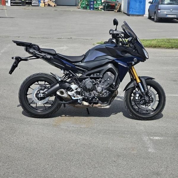 Yamaha Tracer 900