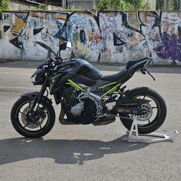Kawasaki z900