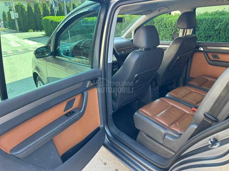 Volkswagen Touran R line