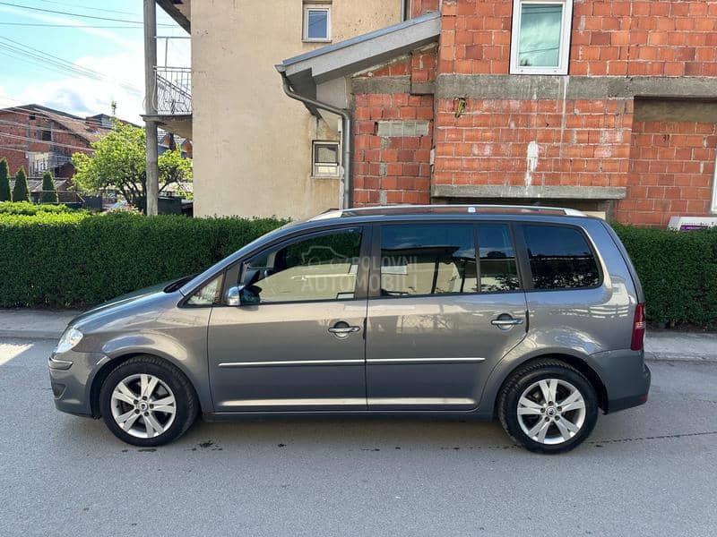 Volkswagen Touran R line