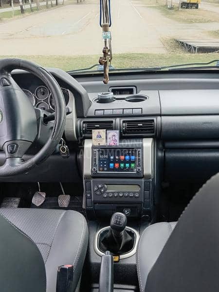 Land Rover Freelander 