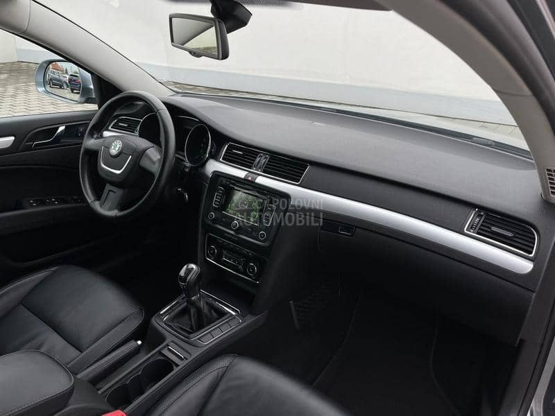 Škoda Superb 2.0 TDI 4x4 CH