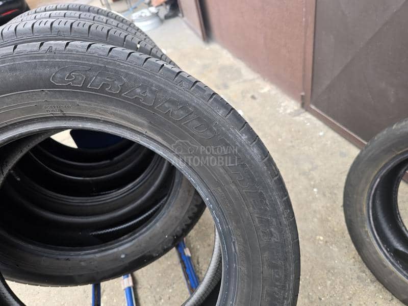 Dunlop 225/60 R18 Letnja