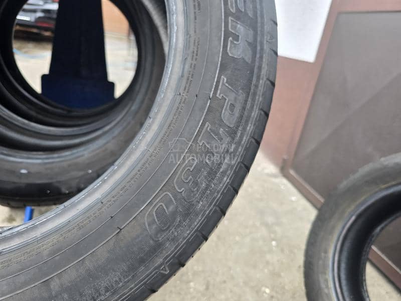 Dunlop 225/60 R18 Letnja