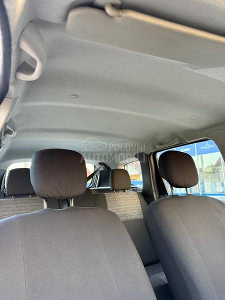 Dacia Duster 1.6i/4x4/141k