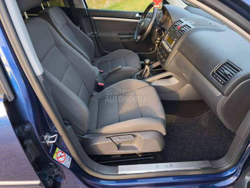 Volkswagen Golf 5 2.0tdi