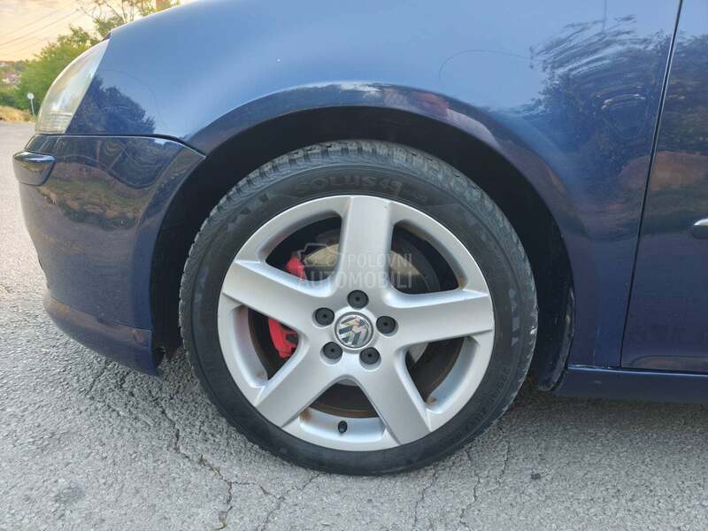 Volkswagen Golf 5 2.0tdi