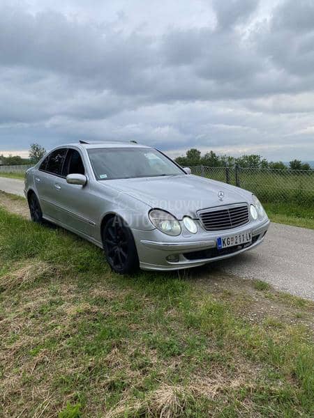 Mercedes Benz E 320 3.2