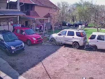 Subaru Justy -  kompletan auto u delovima