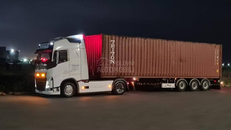 Volvo FH12