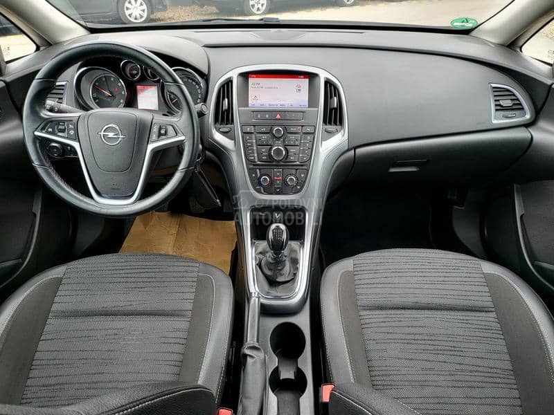 Opel Astra J 1.6 CDTI