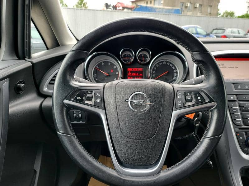 Opel Astra J 1.6 CDTI