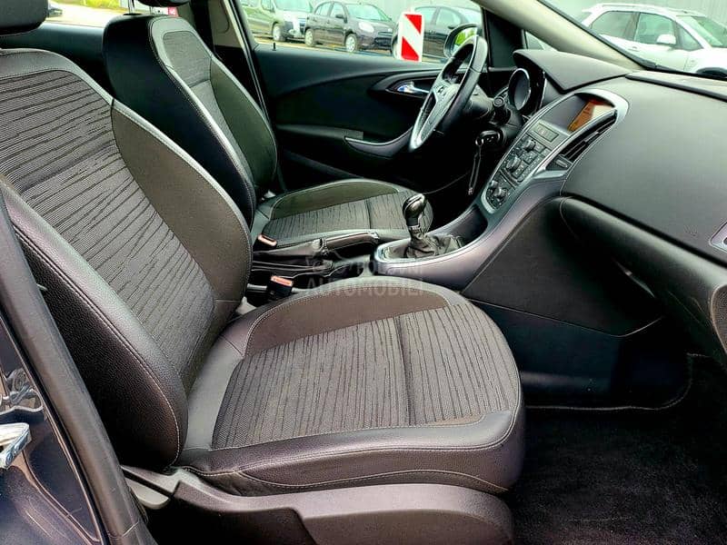 Opel Astra J 1.6 CDTI