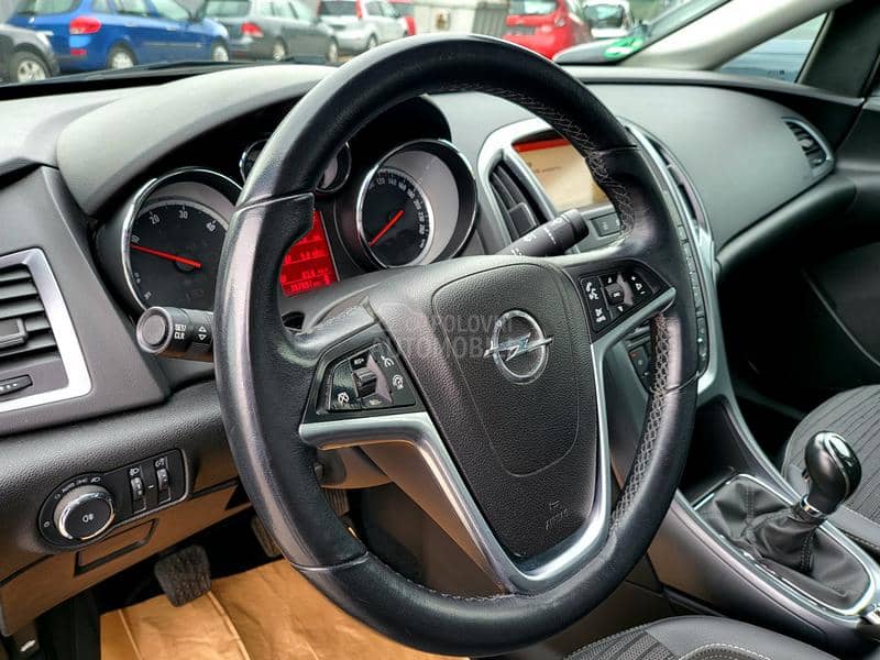 Opel Astra J 1.6 CDTI
