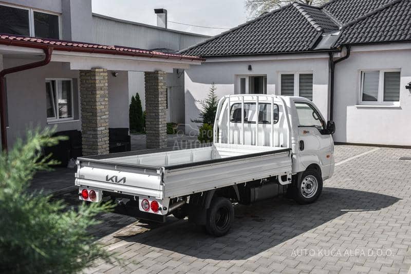 Kia K2500 