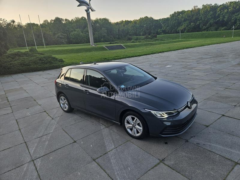 Volkswagen Golf 8 2 4 god dsg noov